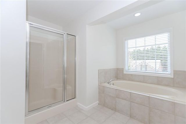 2023 Jameson Cir, Lawrenceville, GA 30043