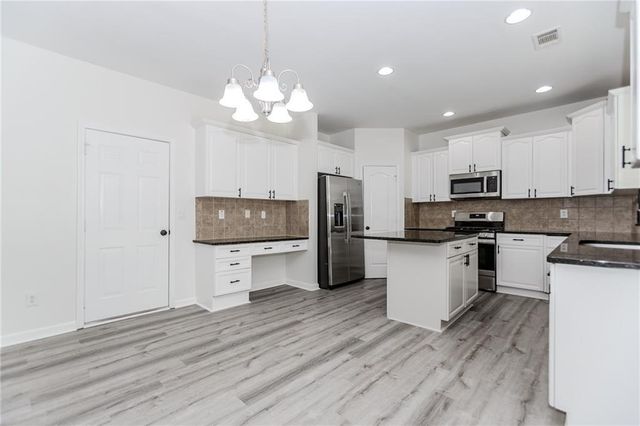 2023 Jameson Cir, Lawrenceville, GA 30043