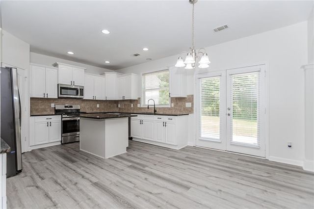 2023 Jameson Cir, Lawrenceville, GA 30043