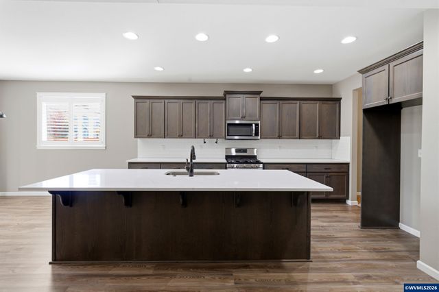 2316 Giovanni Av S, Salem, OR 97306
