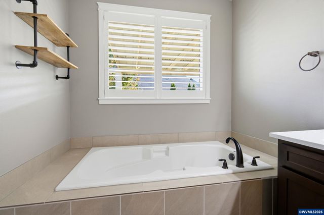 2316 Giovanni Av S, Salem, OR 97306