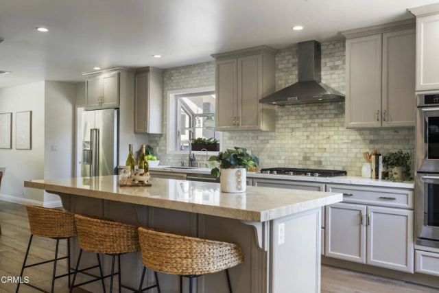3900 Ferntree Place, Glendale, CA 91214