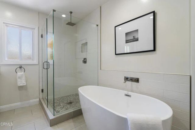 3900 Ferntree Place, Glendale, CA 91214