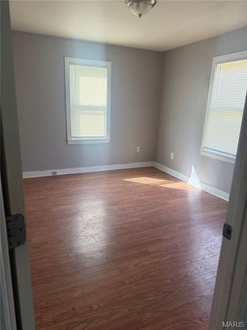 5425 Hamilton Avenue, Jennings, MO 63136