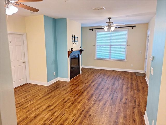 1910 Cedar Glenn Way 4104, Atlanta, GA 30339