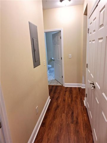 1910 Cedar Glenn Way 4104, Atlanta, GA 30339