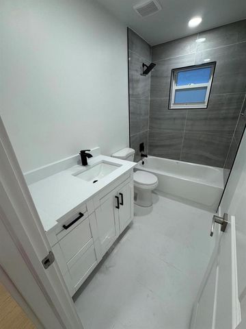 386 NW 40TH Terrace, Deerfield Beach, FL 33442