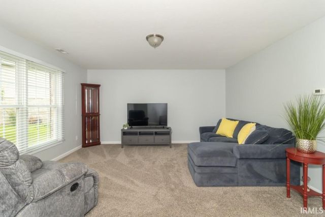 1410 Woodbrooke Drive, New Castle, IN 47362