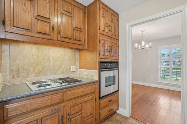 1905 Cornell Drive, Richardson, TX 75081