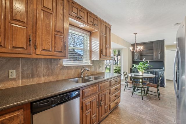 1905 Cornell Drive, Richardson, TX 75081