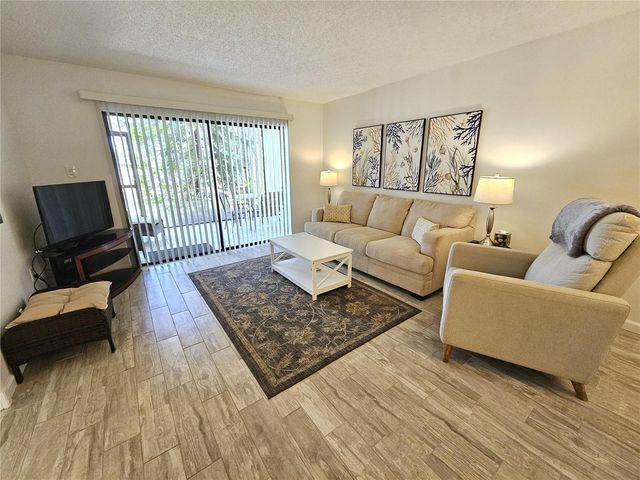 5286 WILLOW LINKS 59, Sarasota, FL 34235
