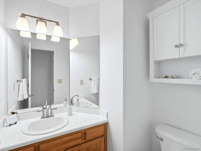 2354 S Harlan St, Lakewood, CO 80227