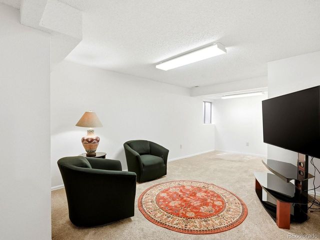 2354 S Harlan St, Lakewood, CO 80227