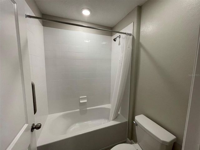 3904 WILD SENNA BOULEVARD, Tampa, FL 33619
