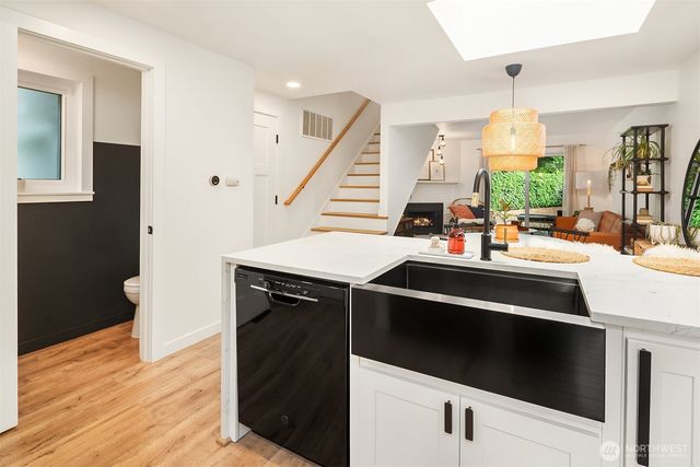 13146 113th Place NE, Kirkland, WA 98034