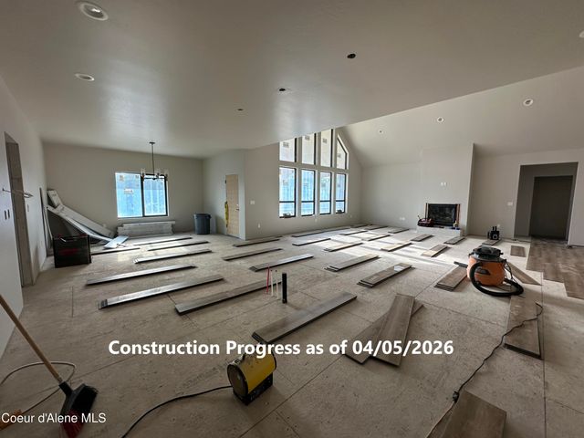 29835 N Archer Rd, Athol, ID 83801