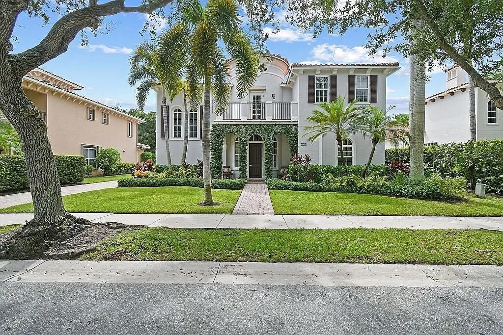 136 Segovia Way, Jupiter, FL 33458