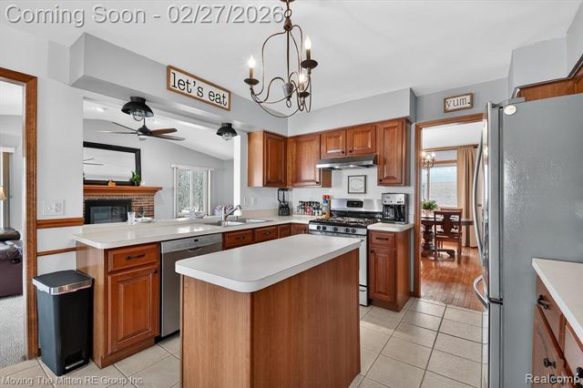 2859 Doncaster Drive, Canton, MI 48188