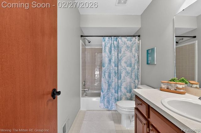 2859 Doncaster Drive, Canton, MI 48188