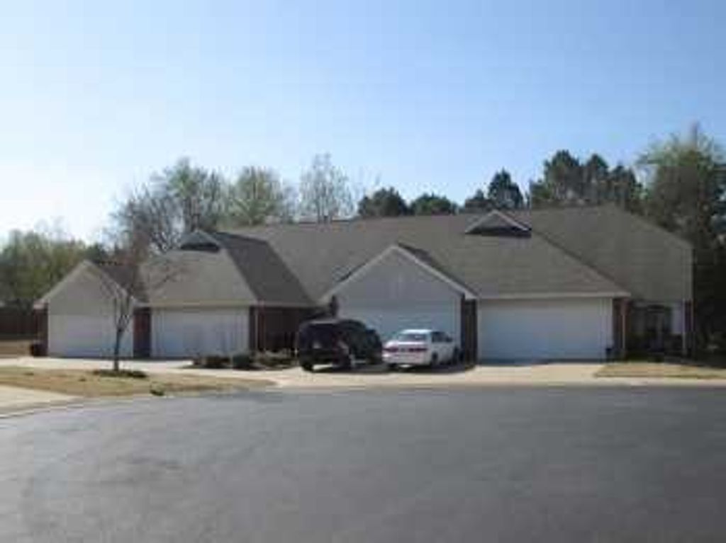 923 Lafayette Street, Rogers, AR 72758