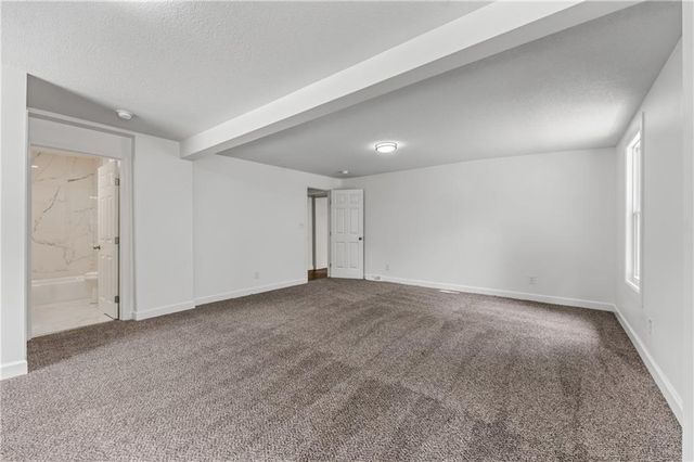 5851 Barnes Avenue, Kansas City, MO 64119