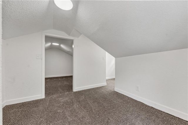 5851 Barnes Avenue, Kansas City, MO 64119