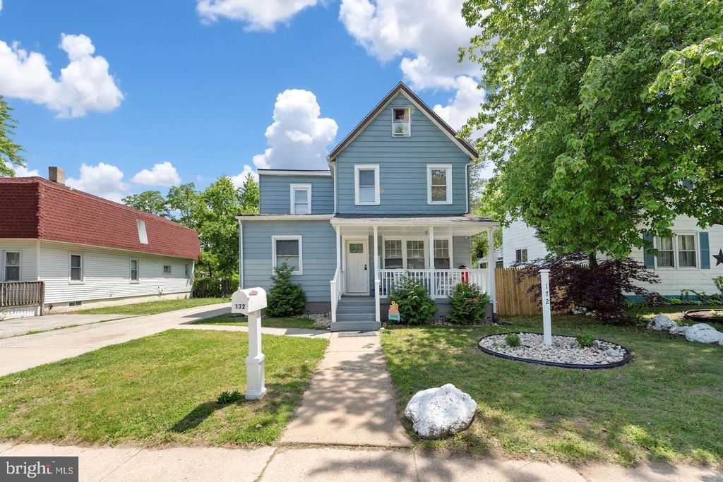 172 E CHARLESTON AVE E, Lawnside, NJ 08045