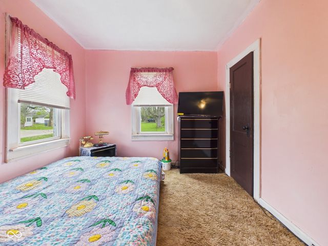 2103 E Yale Avenue, Muncie, IN 47303