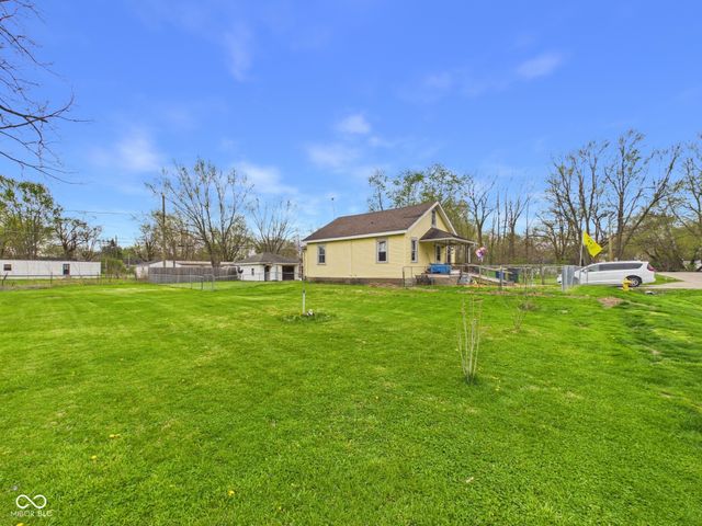 2103 E Yale Avenue, Muncie, IN 47303