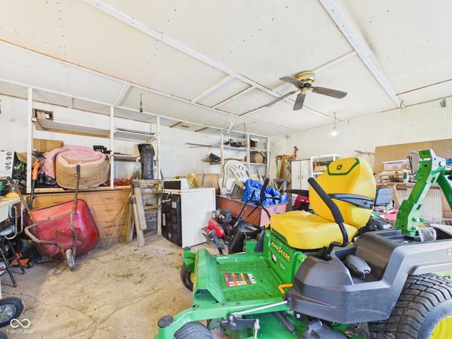 2103 E Yale Avenue, Muncie, IN 47303