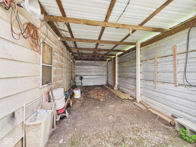 2103 E Yale Avenue, Muncie, IN 47303