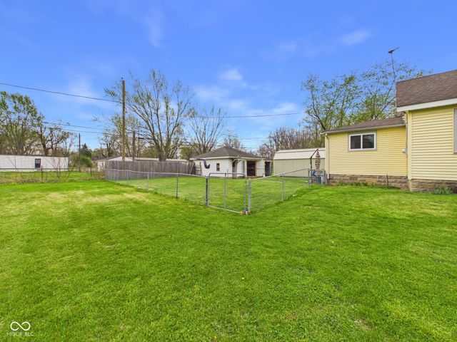 2103 E Yale Avenue, Muncie, IN 47303