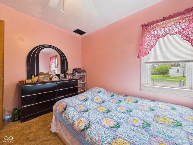 2103 E Yale Avenue, Muncie, IN 47303