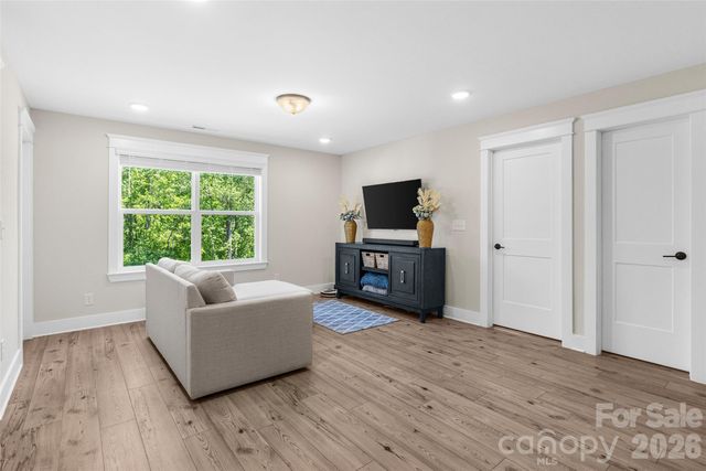 3007 Birch Creek Drive, Gastonia, NC 28054