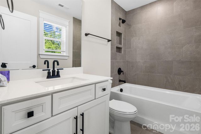 3007 Birch Creek Drive, Gastonia, NC 28054