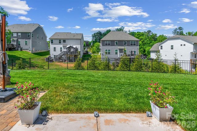 3007 Birch Creek Drive, Gastonia, NC 28054
