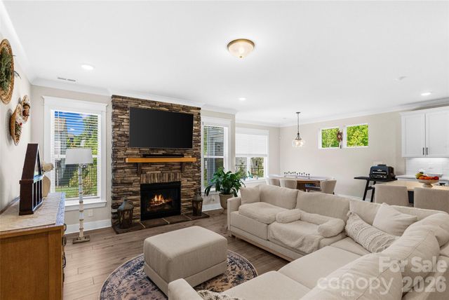 3007 Birch Creek Drive, Gastonia, NC 28054