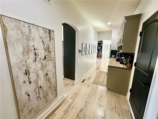 13021 Kelli Drive, Kearney, MO 64060