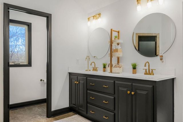 13021 Kelli Drive, Kearney, MO 64060