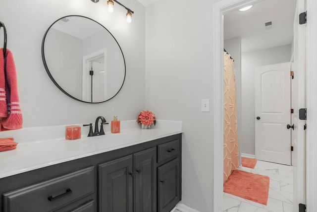 13021 Kelli Drive, Kearney, MO 64060