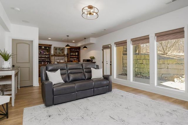 13021 Kelli Drive, Kearney, MO 64060