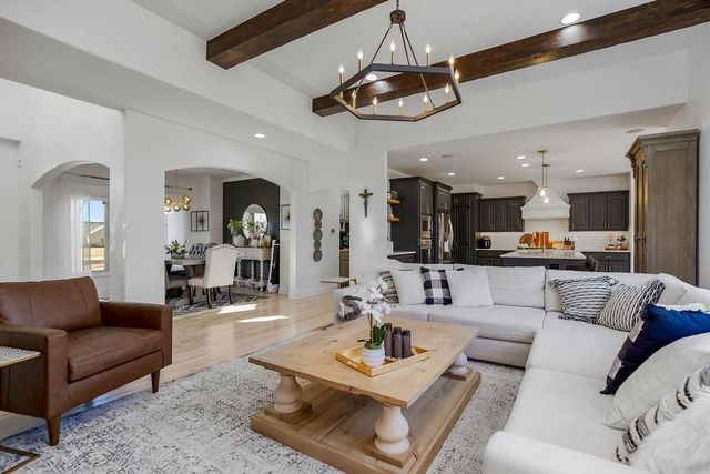 13021 Kelli Drive, Kearney, MO 64060