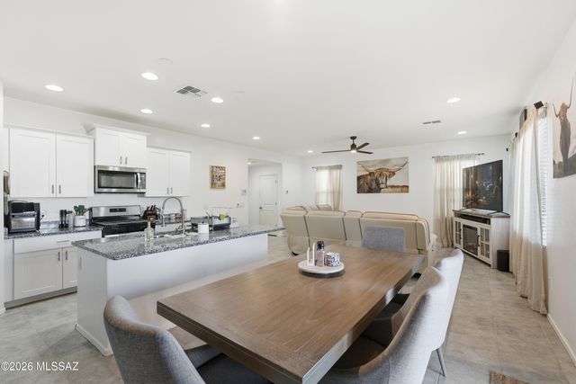 6795 E Paseo De Villalobos, Tucson, AZ 85756