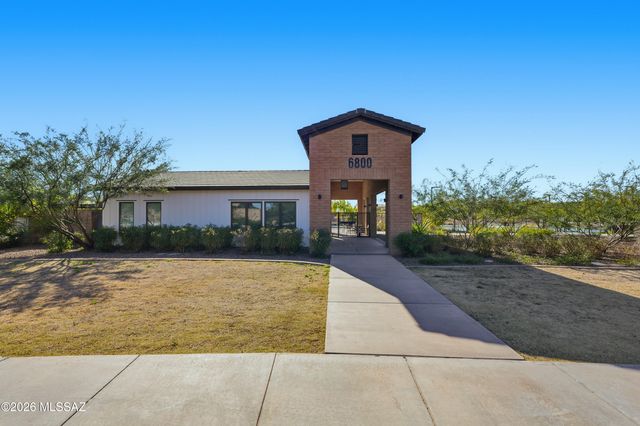 6795 E Paseo De Villalobos, Tucson, AZ 85756