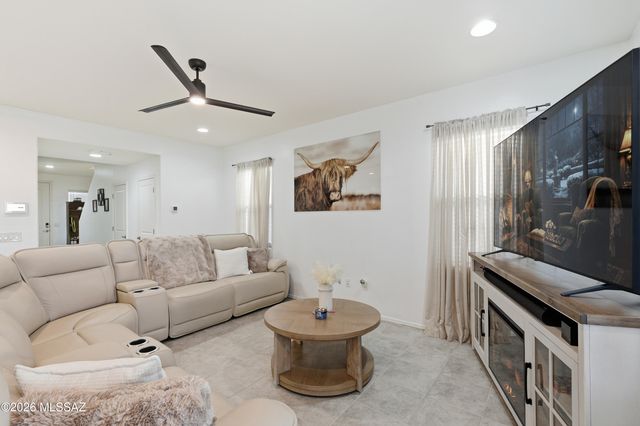 6795 E Paseo De Villalobos, Tucson, AZ 85756