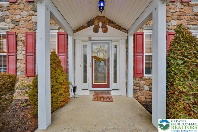 151 Daffodil, Stroudsburg, PA 18301