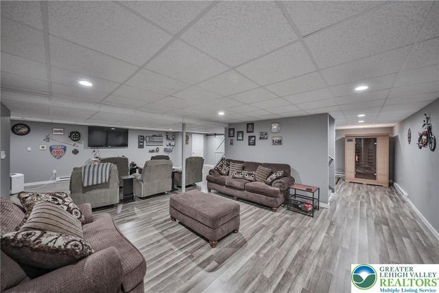 151 Daffodil, Stroudsburg, PA 18301