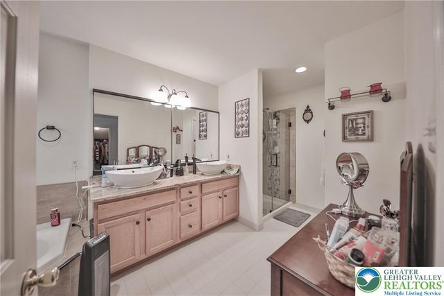 151 Daffodil, Stroudsburg, PA 18301