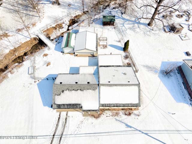 527 S Park Rd, Louisville, KY 40118