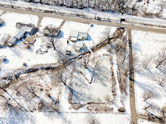 527 S Park Rd, Louisville, KY 40118